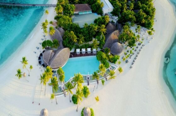 2N Beach Villa | 1N Water Villa