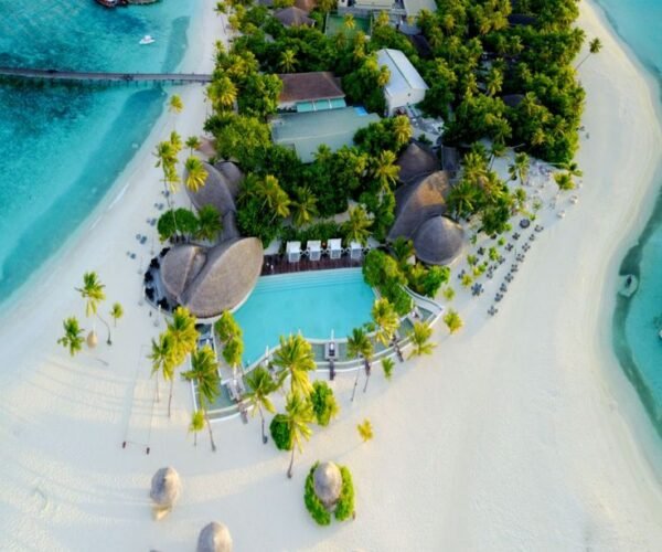 2N Beach Villa | 1N Water Villa